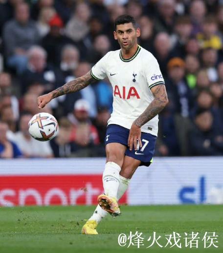 西蒙斯:罗梅罗让我主罚点球很开心;期待征战欧冠 西蒙斯:罗梅罗让我主罚点球很开心;期待征战欧冠